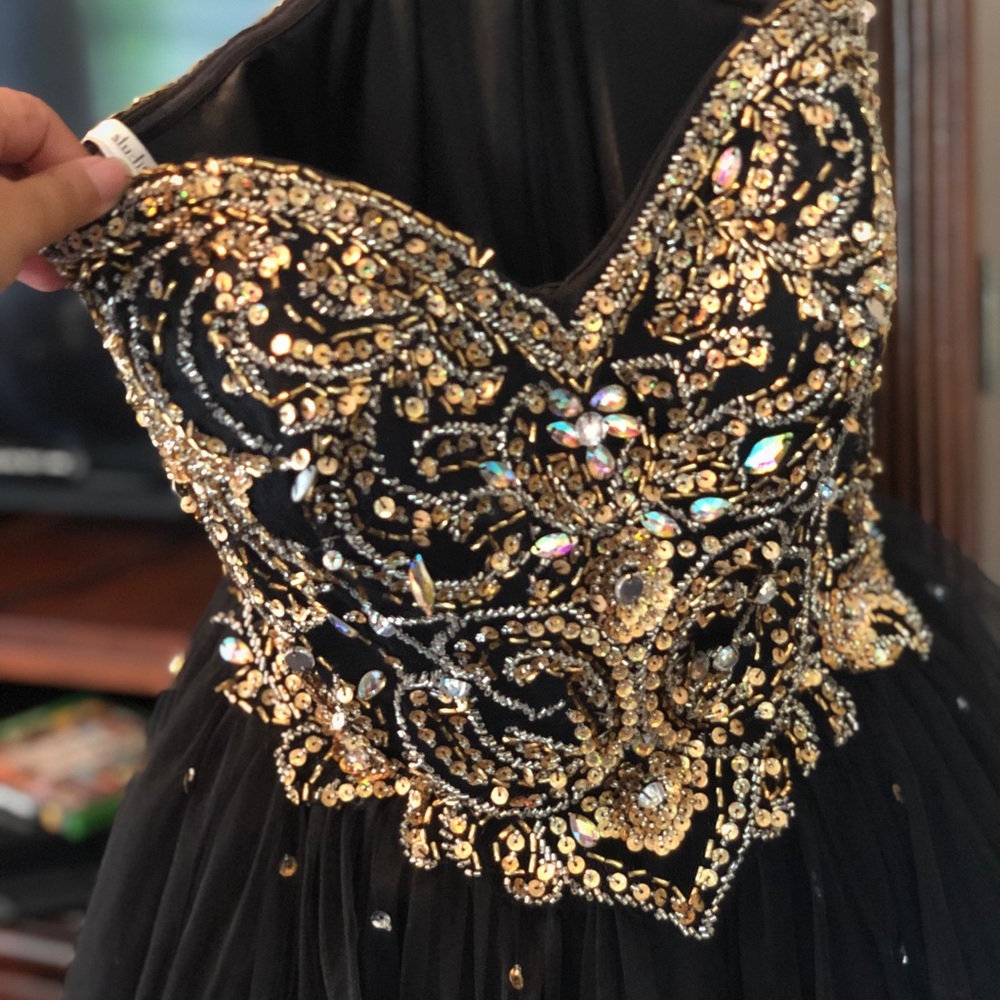 Prom dress - Picture 5 of 7